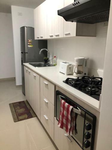 Apartamento El Poblado Sabaneta New 3bdr + Office- Comfortable Apt