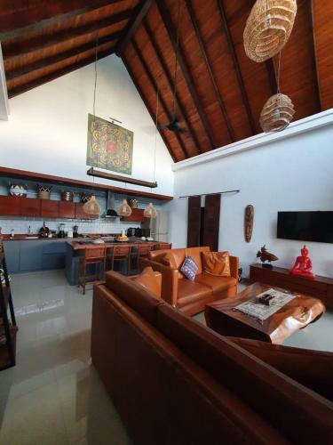 Black Sands Villas