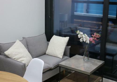 Melbourne Star Apartment