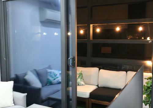 Melbourne Star Apartment