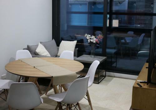 Melbourne Star Apartment