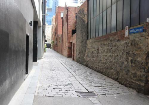 Melbourne Star Apartment