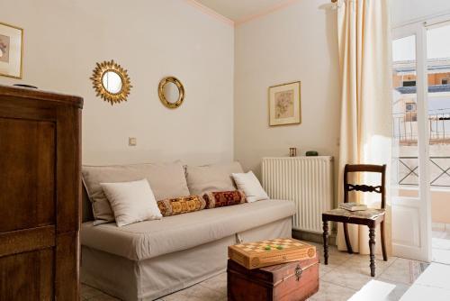 Corfu Garitsa Spacious Apartment