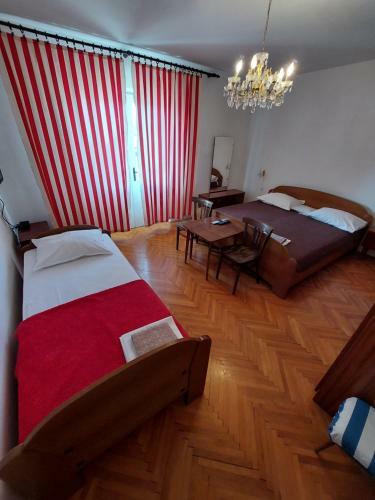 Rados Apartments