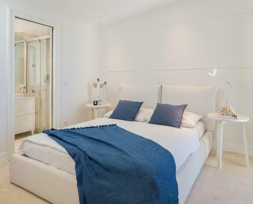 Apartments Coral