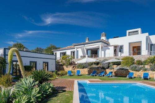 Villa Farfalla Countryside Retreat 2 Houses Estoi