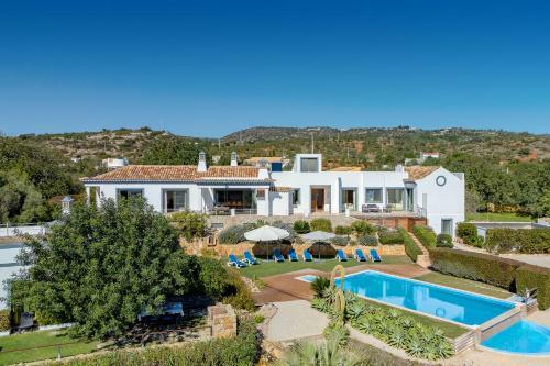 Villa Farfalla Countryside Retreat 2 Houses Estoi