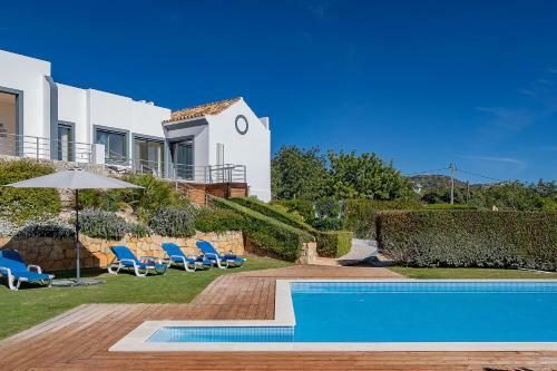 Villa Farfalla Countryside Retreat 2 Houses Estoi