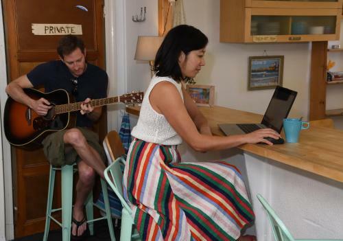 Bed & Breakfast Surf Hostel Biarritz