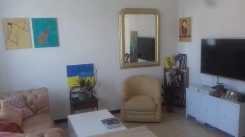 Maison Blanche Des Ar�nes