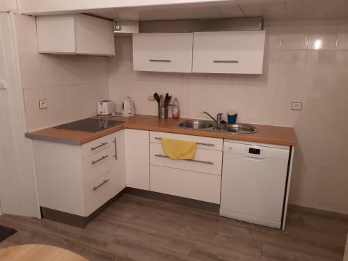 Apartamento Spacieux T2, Avec Terrasse Et Parking