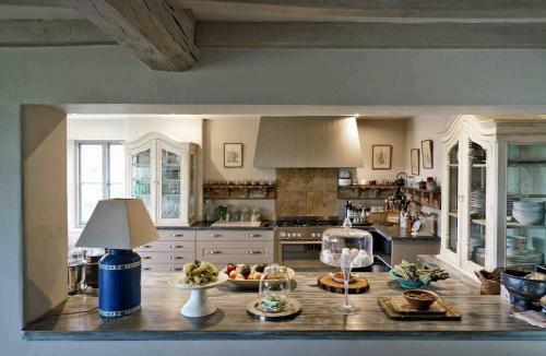 Sixpenny Cottage