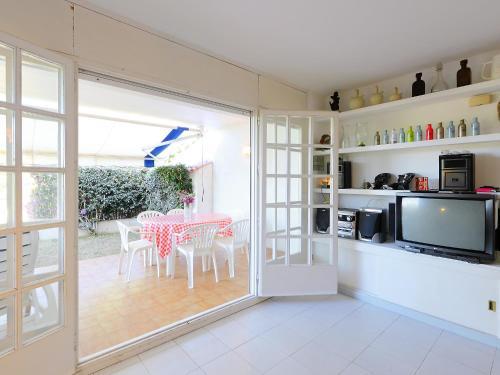 Apartment Urb Vallpineda