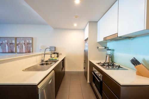 Apartamento Sleek Inner-city Getaway In Prime Location