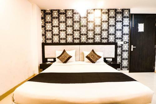 Hotel Olive Zone Near Delhi Airport