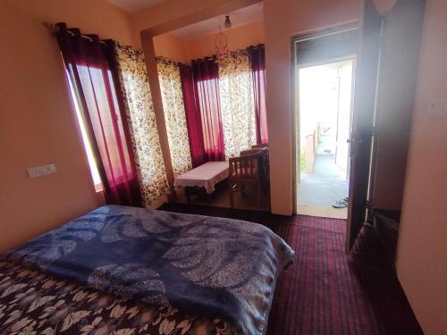 Hilltop Retreat Mukteshwar Homestay