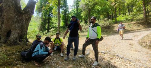 Hilltop Retreat Mukteshwar Homestay
