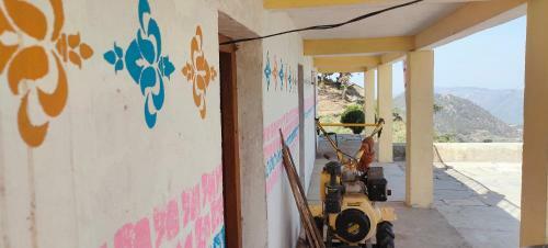Hilltop Retreat Mukteshwar Homestay