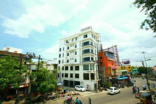 Hotel Vasantharaja Inn