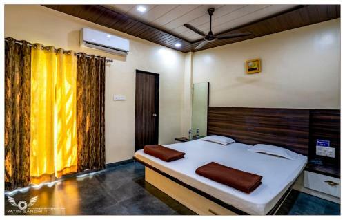 Sathe Farm And Resorts