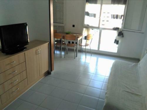 Apartamento �tico Triplex El M�dano. A 50m Playa Del Cabezo