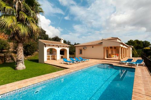 Villa Cortez