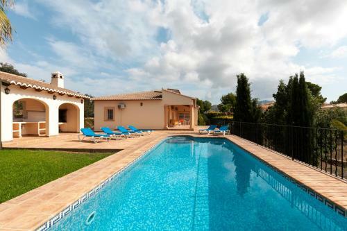 Villa Cortez