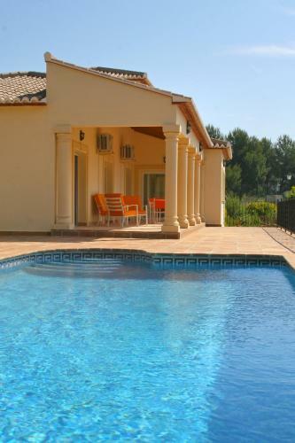 Villa Cortez