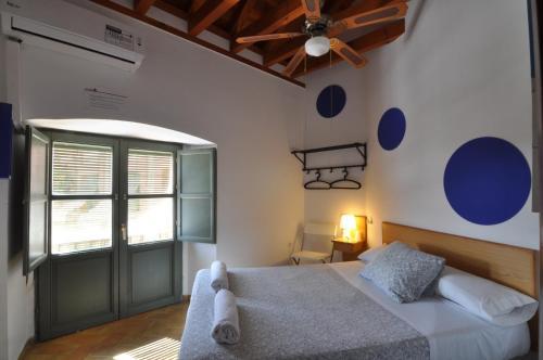 Hostal Hostel La Corredera