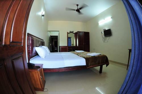 Hotel Searock Beach Resort