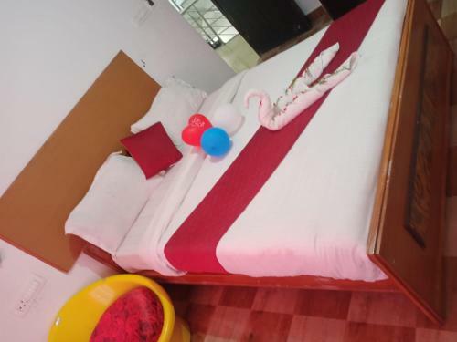 Hostal New Rich White House