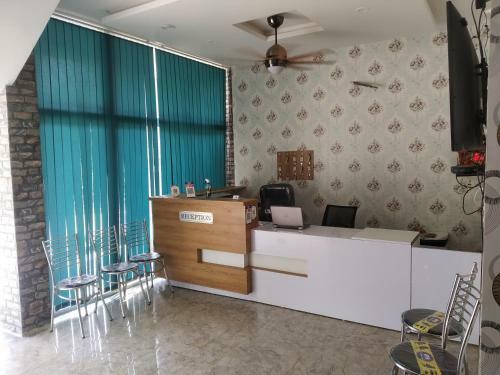Nv Palace Hotel