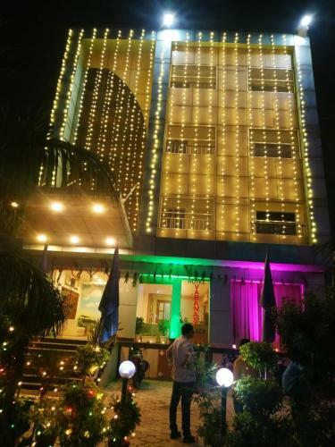 Hotel Varanasi Palace