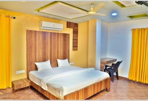 Hotel Tak In