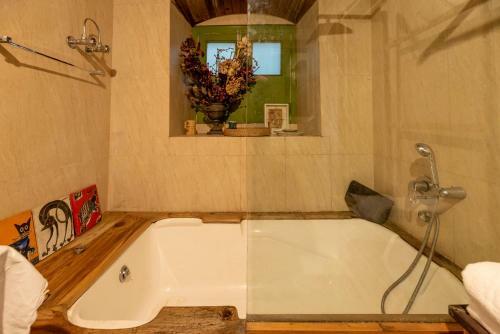 Hydrangea-pet-friendly 1br In Mussoorie