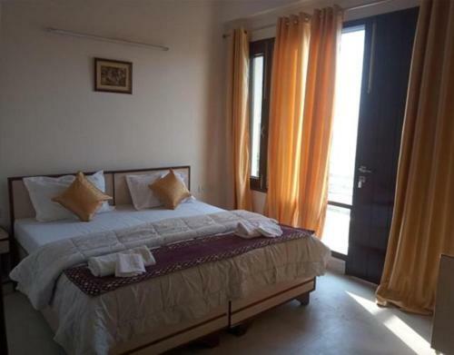 Hostal Sai Residences