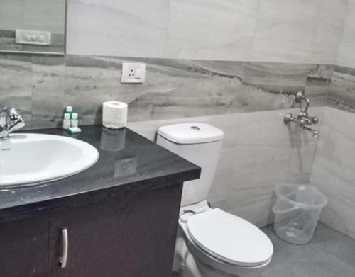 Hostal Sai Residences