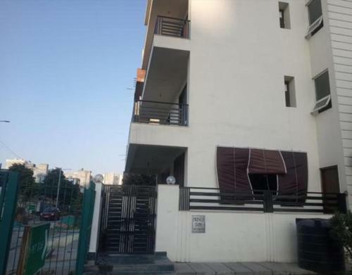Hostal Sai Residences