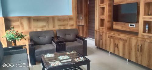 Samar Holiday Inn