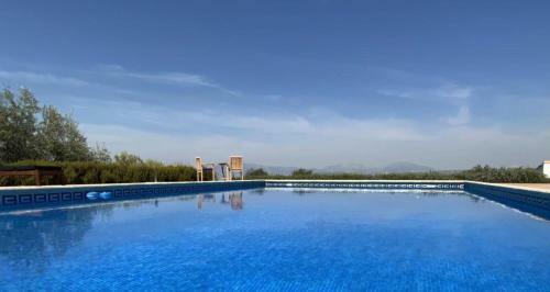 6-bed 5-bath Villa With Large Private Pool