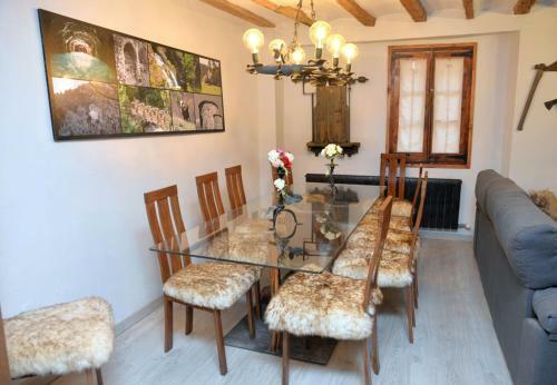 Apartamento Tr�plex R�stico-moderno Hasta 18 Plazas - Pobla de Lillet