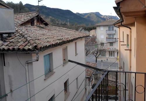 Apartamento Tr�plex R�stico-moderno Hasta 18 Plazas - Pobla de Lillet