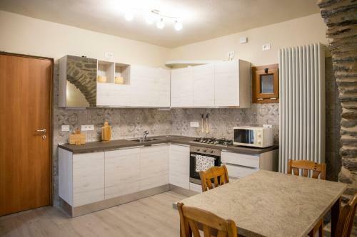 Apartamento La Fonte - Duplex In Historical Center