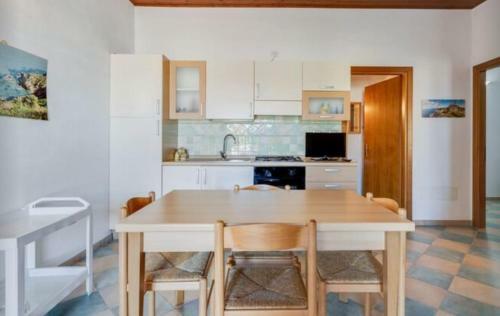 Air-conditioned Apartment 300 Meters From The Sea
