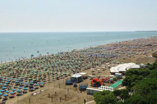 Charming Villa In The Elegant Area Of Lignano