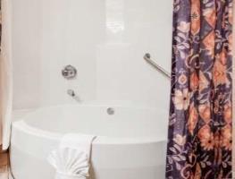 Ramada Penticton Hotel And Suites