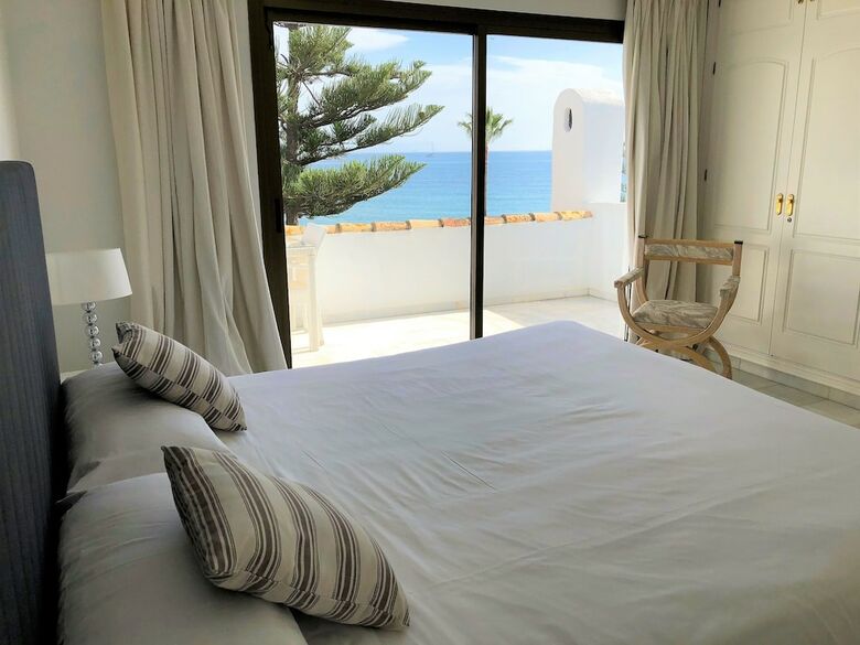 Coral Beach Aparthotel