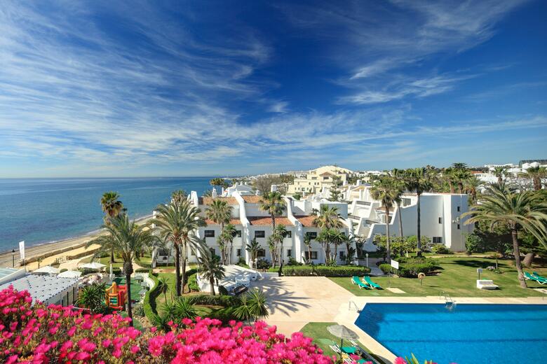 Coral Beach Aparthotel