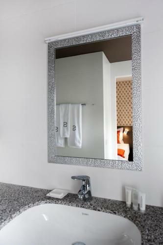 Square Hotel