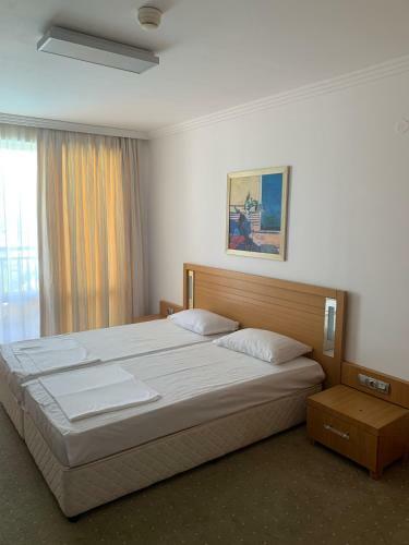 Private Apartments Cts In Emerald Beach Resort & Spa